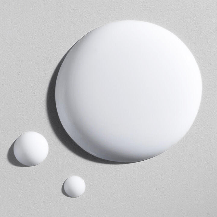 ويلا بروفيشنالز – علاج ألتيميت ريبير الليف-إن (يُترك على الشعر) – 140 مل