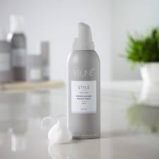 Style Volume Strong Mousse 200 ml